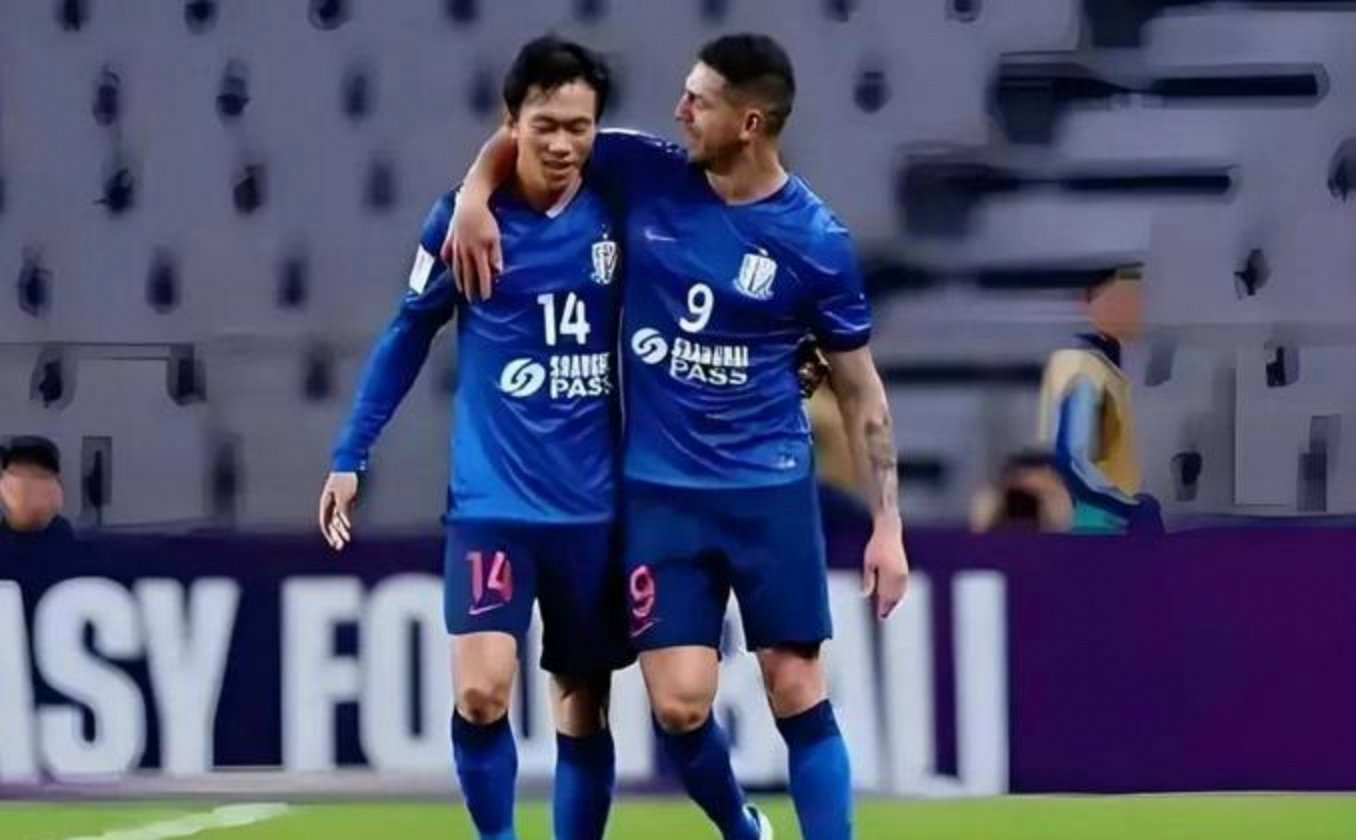 申花球员全力备战，期待下一场比赛表现